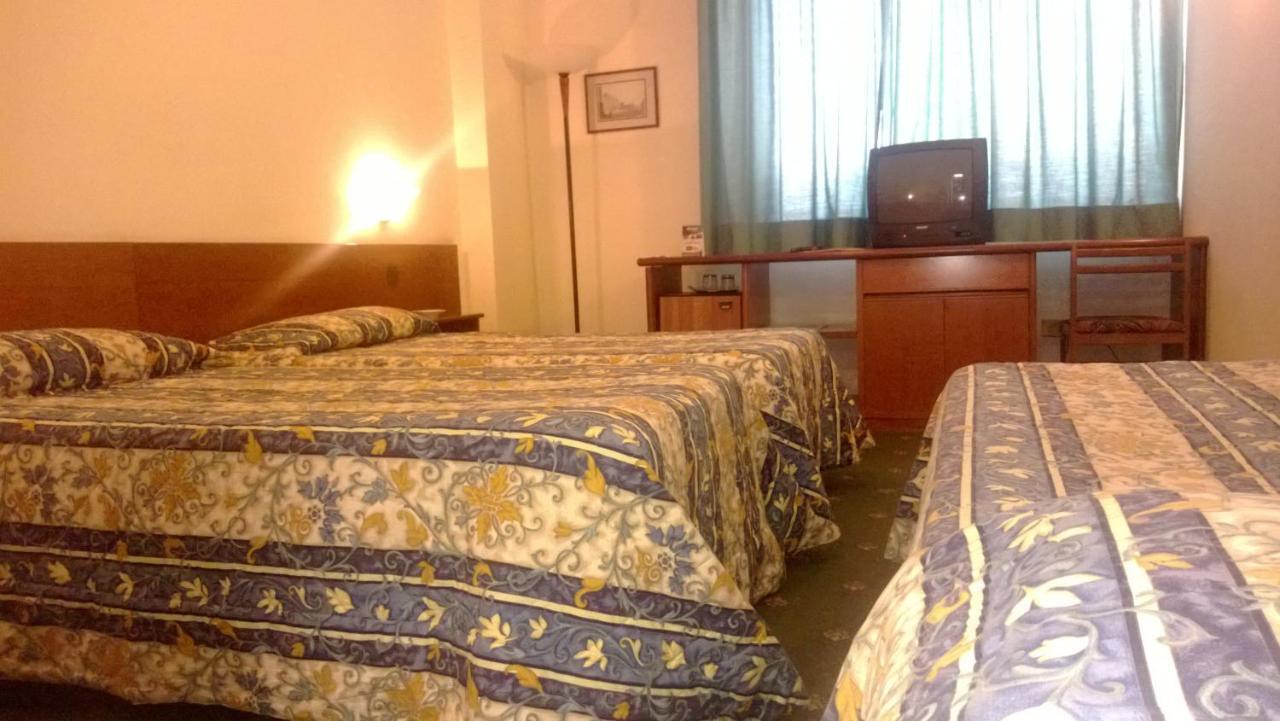 Park Hotel Galileo Reggello Exterior photo